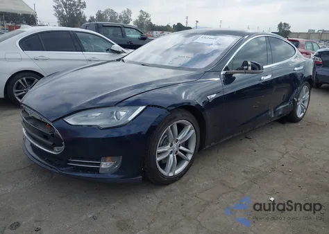2013 Tesla Model S from USA, damaged, VIN 5YJSA1AG0DFP08683